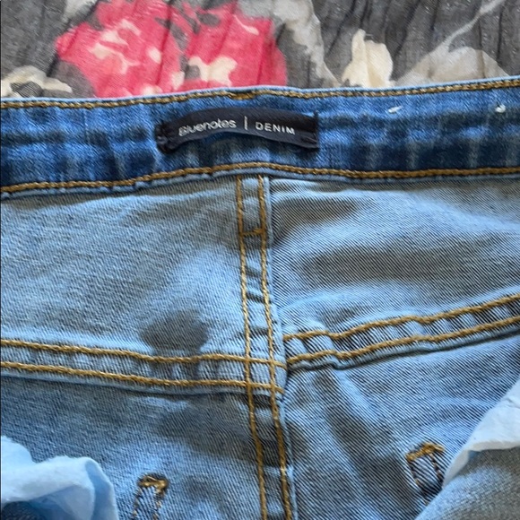 Ripped style jeans - Picture 8 of 11